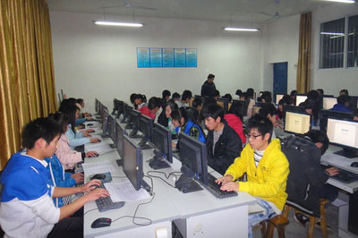 宜賓縣柳加職業(yè)中學(xué)校 動漫設(shè)計與開發(fā)專業(yè)的特色與前景